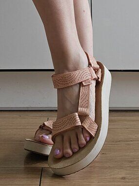 Teva Womens Midform Universal Geometric Tan Leather Summer Sandals Size 6